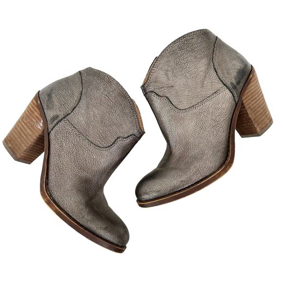 Lucky Brand Bronze Metallic Leather Booties Sz 7 - Picture 1 of 11